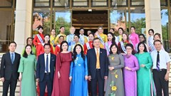 Thí sinh “Hoa hậu Văn hóa Thế giới 2026” trải nghiệm không gian văn hóa đặc biệt tại Nhà Quốc hội