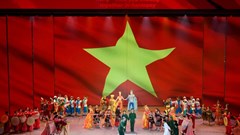 “Đất nước thiên hùng ca” và cách kể lịch sử bằng ngôn ngữ sân khấu hiện đại