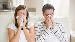 Cúm mùa lan nhanh, nguy cơ nhập viện gia tăng