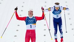 Johannes Hosflot Klaebo gây sốt khi bứt tốc leo dốc tại Olympic mùa Đông 2026