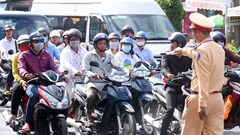 Những lỗi giao thông ít ngờ tới nhưng có thể bị xử phạt nặng dịp Tết