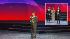 HLV Kim Sang-sik đoạt danh hiệu Chuyên gia nước ngoài xuất sắc 2025