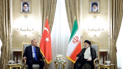 Giữa lúc Mỹ siết sức ép quân sự, Thổ Nhĩ Kỳ thúc đẩy nối lại đàm phán với Iran