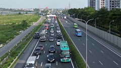 Xử phạt lỗi không giữ khoảng cách trên cao tốc cần có lộ trình