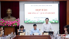 Nghệ sĩ cần thận trọng khi nhận quảng cáo 