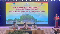 Văn khắc Hán Nôm núi Non Nước - Tiềm năng di sản tư liệu