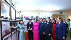 “Dấu ấn nhiệm kỳ- Vững nền tảng, vững niềm tin” chào mừng Đại hội đại biểu Đảng bộ Bộ VHTTDL