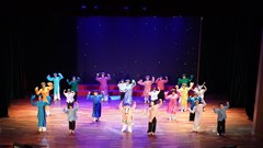 Sắc màu tuổi thơ- thông điệp nhân văn được tái hiện qua vũ đạo, âm nhạc và ánh sáng