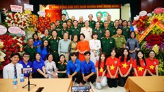 Nối dài hành trình Tri ân- Truyền lửa của Câu lạc bộ “Mãi mãi tuổi 20”