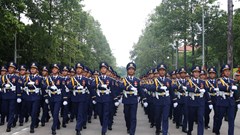 Non sông bước vào những ngày hội lớn