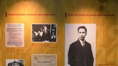 Ngắm những vật dụng bình dị của Chủ tịch Hồ Chí Minh tại Triển lãm Thành tựu đất nước