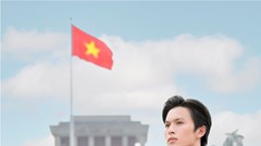 Nam vương Hà Nội 2024 gây thương nhớ với bộ ảnh trước thềm Quốc khánh