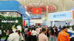 Chỉ sau 3 ngày, Triển lãm Thành tựu đất nước có lượng khách tham quan đông kỷ lục