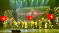 “Khát vọng sống trước kỷ nguyên mới”- Bản giao hưởng của niềm tin và tình yêu Tổ quốc