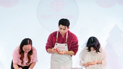 Jun Phạm cùng người hâm mộ tổ chức Noel gây quỹ cho chương trình mổ tim miễn phí