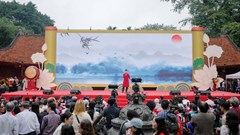 Thơ ca cùng đất nước vươn ra biển lớn