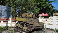 Bảo tàng Lịch sử Quân sự Việt Nam tiếp nhận xe tăng M5 Stuart 