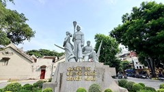 Di chuyển tượng đài “Quyết tử để Tổ quốc quyết sinh” về Trung đoàn 692
