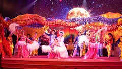 “Trăng rằm tỏa sáng - Thắp sáng tương lai” mang Trung thu đến gần hơn với thiếu nhi Thủ đô