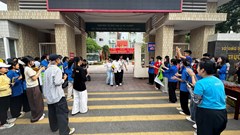 Đề thi môn Toán có tính phân hoá