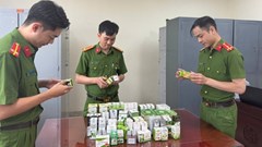 Cú sốc bắt giam Cục trưởng Cục An toàn thực phẩm và cuộc chiến chống hàng giả 