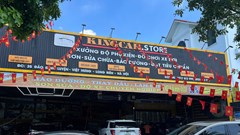 Hà Nội: Dịch vụ sửa chữa xe “vỡ trận”