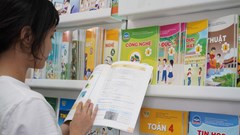 Bài 1 - Khi SGK trở thành gánh nặng đầu năm học