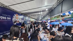 Hàng nghìn học sinh dự Ngày hội tư vấn tuyển sinh 2026