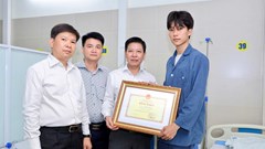 Khen thưởng sinh viên dũng cảm cứu người trong vụ cháy tại Hà Nội