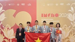 Cả 4 học sinh Việt Nam đoạt Huy chương Olympic Hóa học Quốc tế Mendeleev 