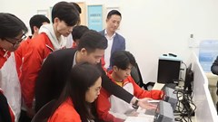 Chính sách học bổng cho người học các ngành khoa học cơ bản, kĩ thuật then chốt và công nghệ chiến lược