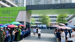 Thí sinh khối không chuyên hoàn thành kỳ thi vào lớp 10 Hà Nội 