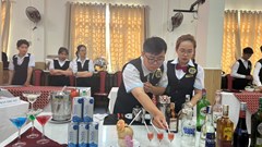  Đẩy mạnh hướng nghiệp và tạo cơ hội việc làm cho sinh viên