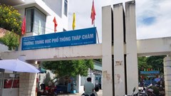 Bất minh các khoản thu, chi tại Trường THPT Tháp Chàm 