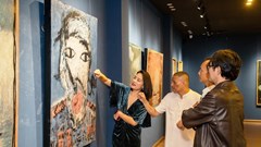 Triển lãm nghệ thuật tranh sơn mài “Mộng bình thường“