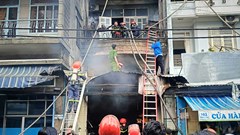 Cháy nhà 3 tầng làm 4 người trong một gia đình tại Nha Trang tử vong