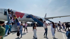 Đón chuyến bay từ Kazan đến Khánh Hòa