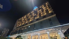 Công an đột kích hai cơ sở massage ở Nha Trang, thu giữ nhiều tài liệu