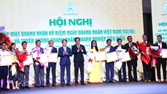 Khánh Hòa: Gặp mặt, vinh danh doanh nghiệp và doanh nhân tiêu biểu