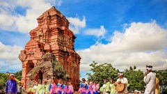 Lâm Đồng: Tổ chức Lễ hội Katê tại Di tích tháp Pô Sah Inư