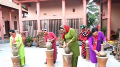 Khánh Hòa: Tiếp sức di sản, trao 60 chứng chỉ nghề gốm Chăm cho thế hệ kế cận