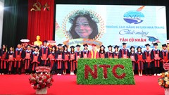 Trường Cao đẳng Du lịch Nha Trang trao bằng tốt nghiệp cho 500 sinh viên