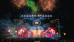 KDI Group bùng nổ cảm xúc trong đêm nghệ thuật kỷ niệm 10 năm