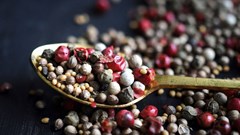 Giá hồ tiêu hôm nay 9.9.2025: Giá vững ở 150.000 – 152.000 đồng/kg