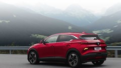 Giá lăn bánh và chi phí sở hữu VF6 tháng 9.2025