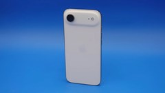 iPhone Air siêu mỏng nhưng vẫn dễ sửa chữa