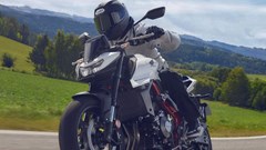Honda CB750 Hornet 2026 chính thức ra mắt: mạnh mẽ và đầy công nghệ