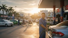 Giá xăng dầu thế giới hôm nay 2.12.2025 tăng nhẹ