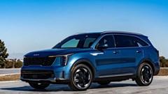 Kia Sorento 2025 giảm giá sâu, có nên chốt xe ngay tháng 12?