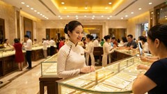 Giá vàng hôm nay 23.12: Trong nước và quốc tế lập đỉnh mới